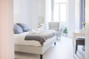 White Fanti Apartment